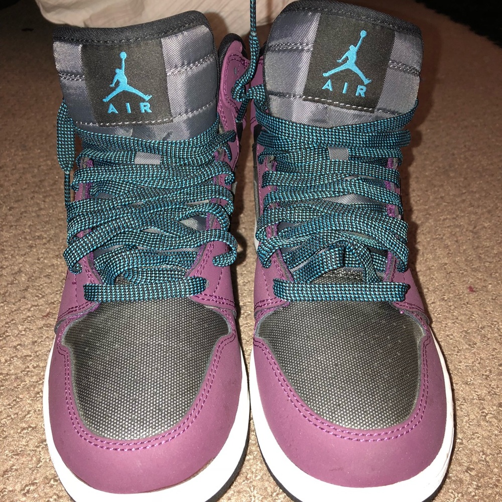 Nike shoes , purple x multi color